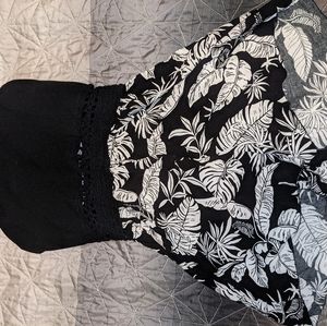 Super cute romper worn once EUC